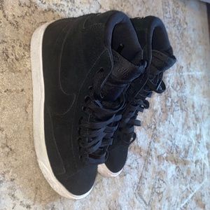 Boys Black Nike Blazers
